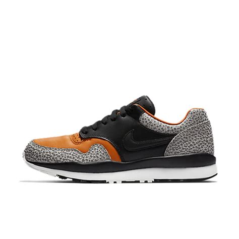 Nike Air Safari QS: On